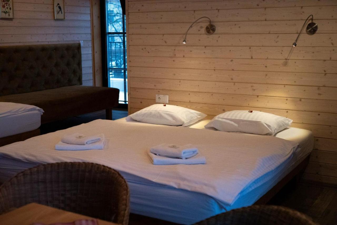 Wellness Rezort Janosikov Dvor Zázrivá Buitenkant foto