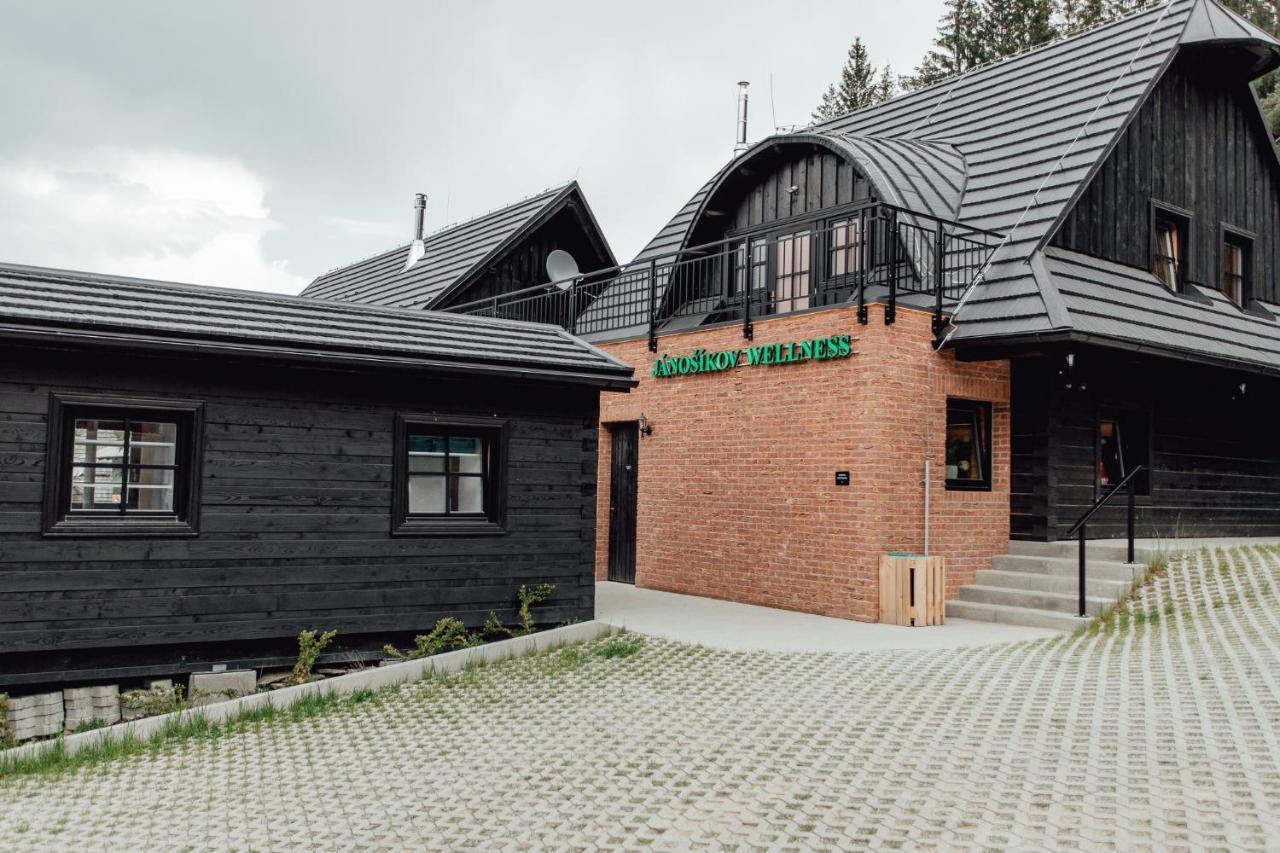 Wellness Rezort Janosikov Dvor Zázrivá Buitenkant foto
