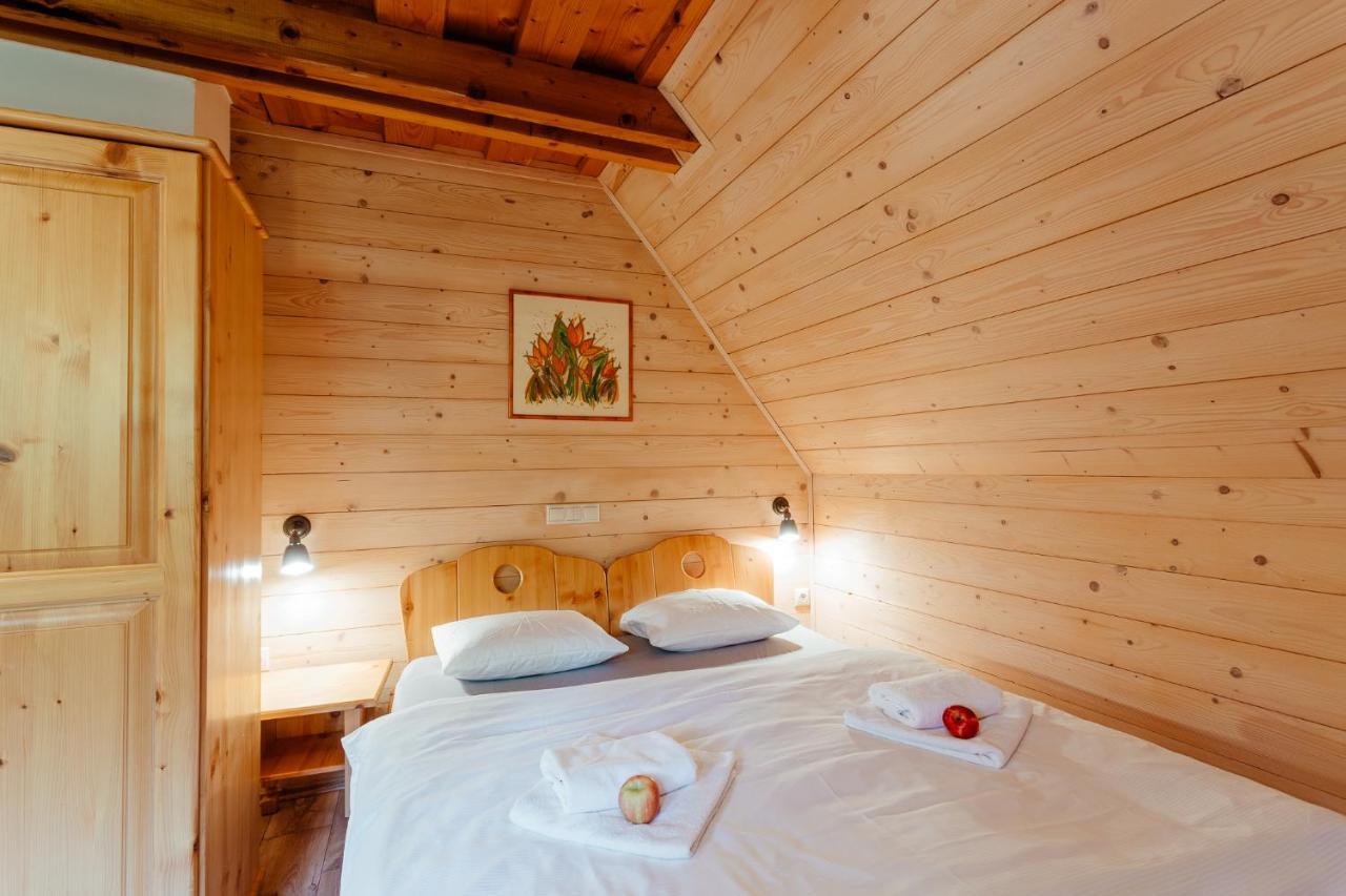 Wellness Rezort Janosikov Dvor Zázrivá Buitenkant foto