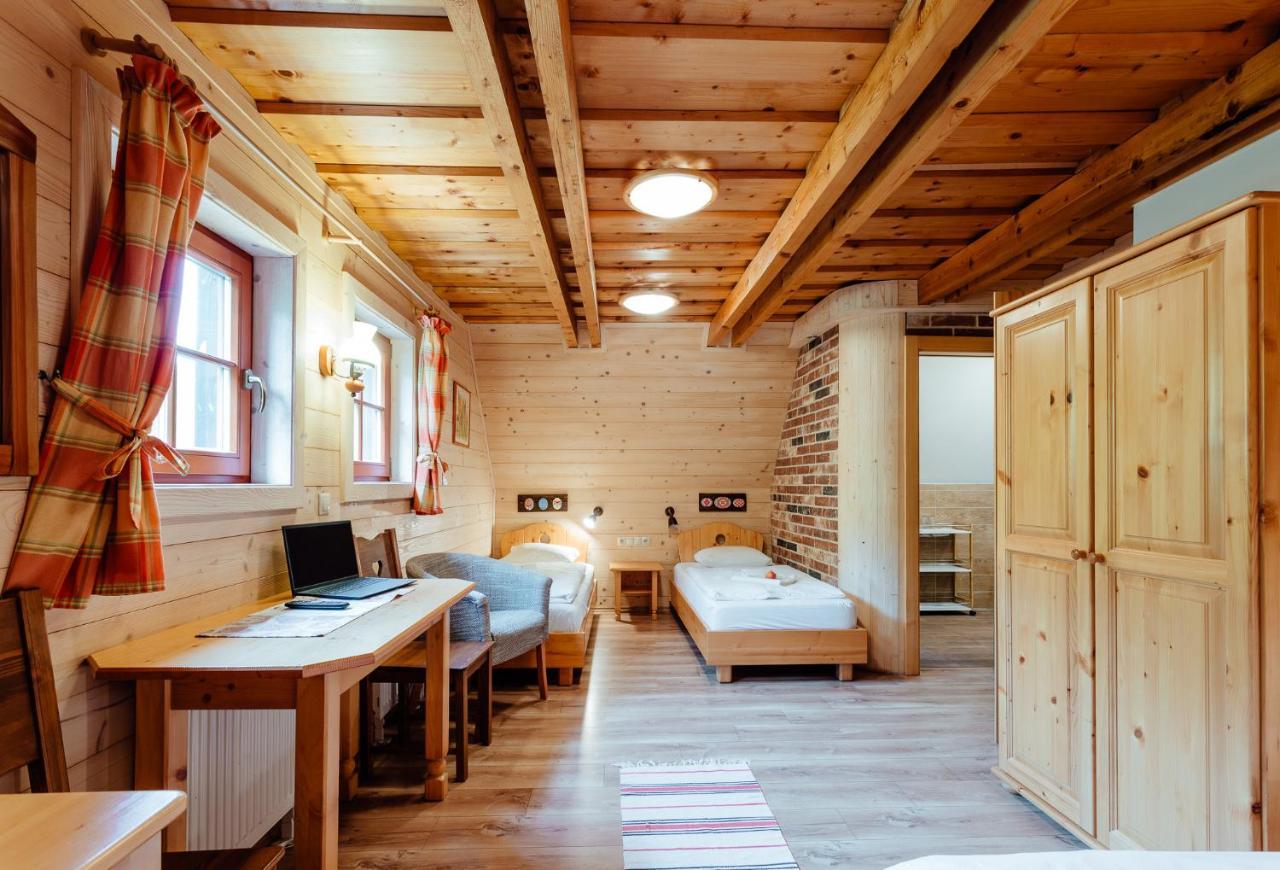 Wellness Rezort Janosikov Dvor Zázrivá Buitenkant foto