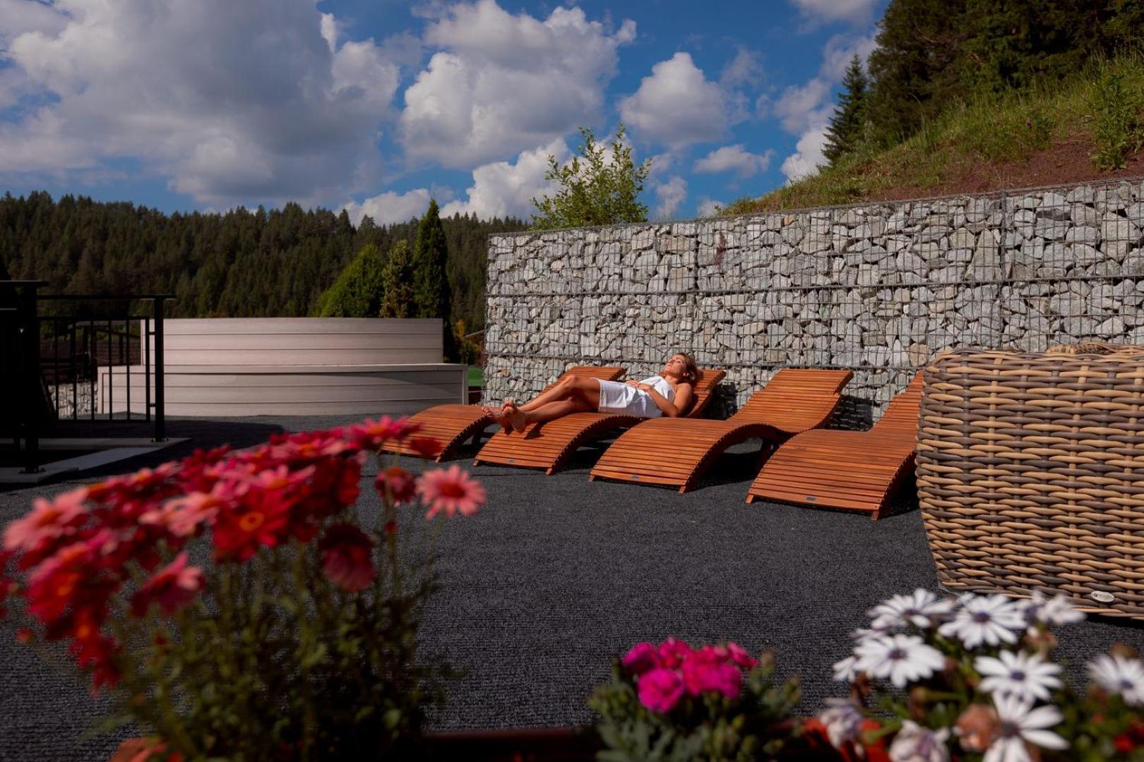 Wellness Rezort Janosikov Dvor Zázrivá Buitenkant foto